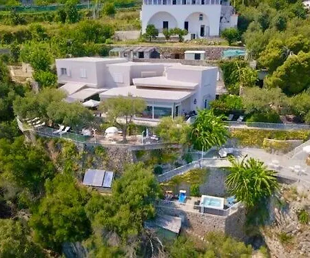 Hotel Santa Maria - Luxury 2*