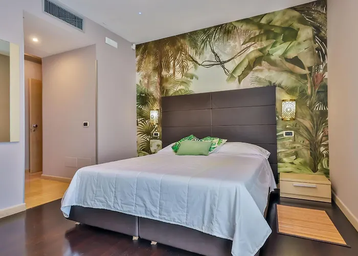 Santa Maria - Luxury Готель 3*