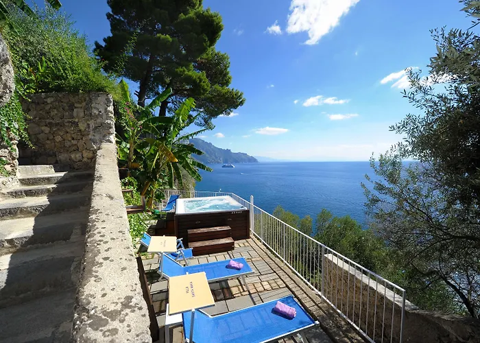 Santa Maria - Luxury Hotel