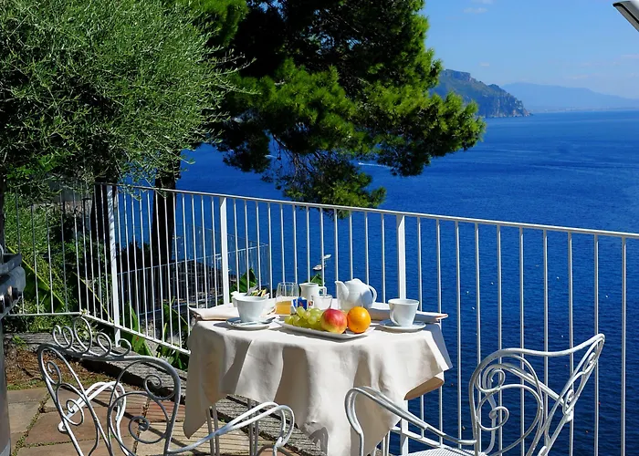 Готель Santa Maria - Luxury 3*