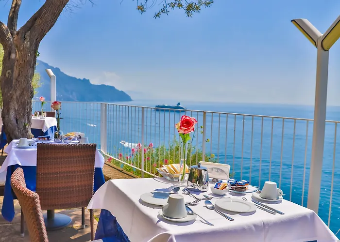 Готель Santa Maria - Luxury 3*