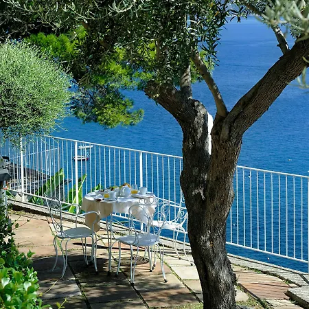 Santa Maria - Luxury Szálloda 2*