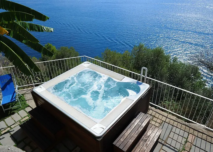 Santa Maria - Luxury