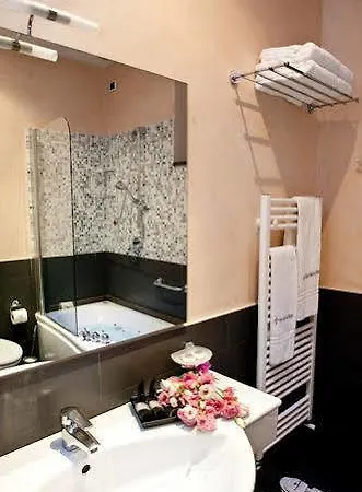 Santa Maria - Luxury Hotel